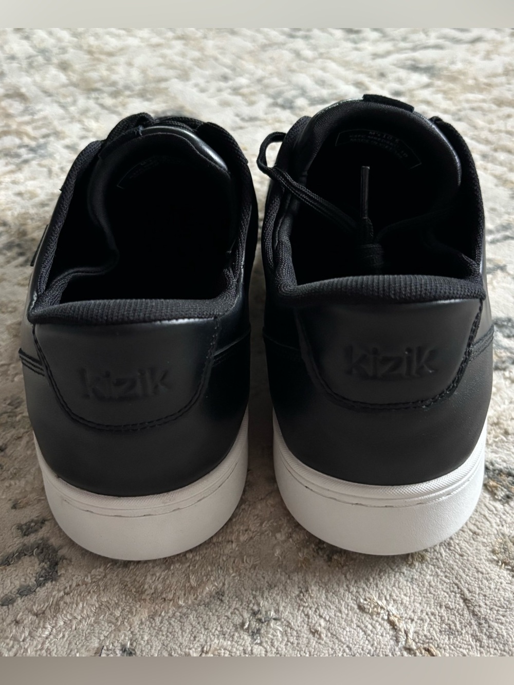 Kizik Oslo Sneakers Shoes NEW Men’s 10.5 Black leather white - Picture 6 of 8